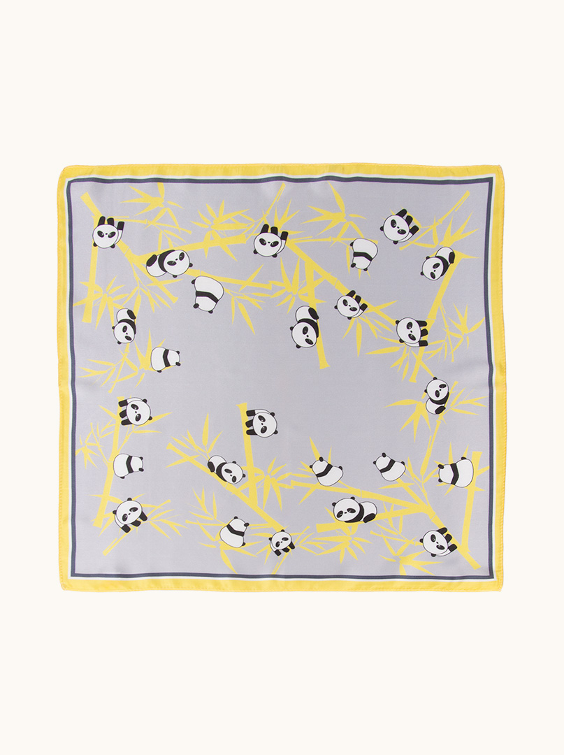 Mała apaszka jedwabna gawroszka szaro-żółta z motywem pandy    53cm x53cm zdjęcie 2