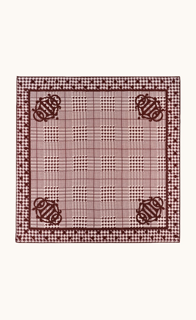 Apaszka wełna z jedwabiem bordowa w kratę i pepitkę z monogramem 65x65 cm  zdjęcie 2