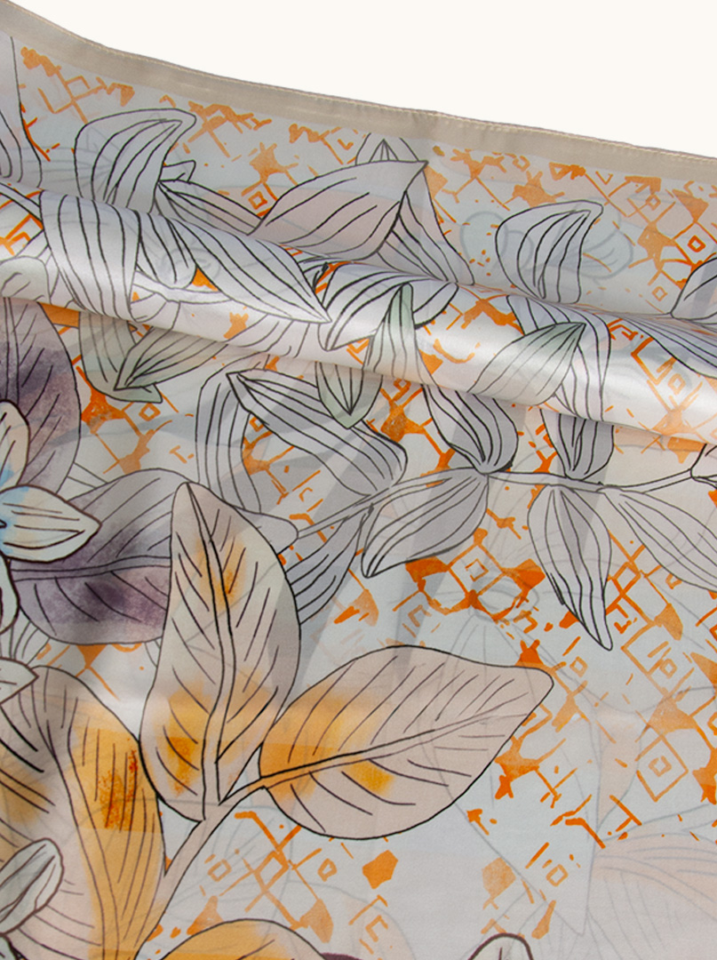 Duża apaszka jedwabna w kwiaty 90cm x 90cm  zdjęcie 3