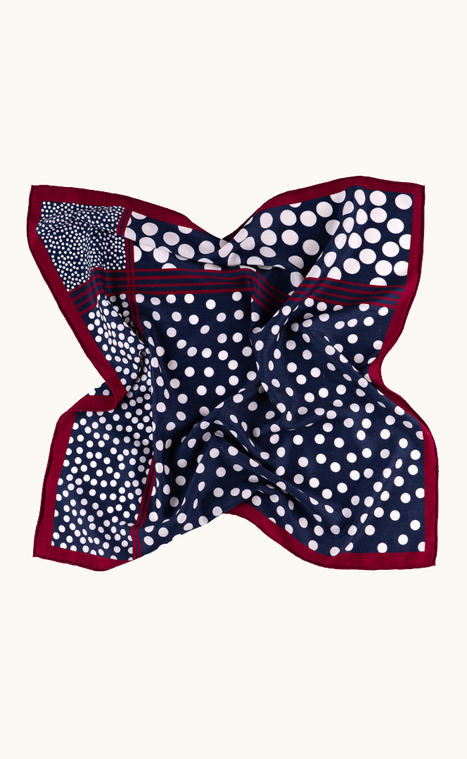 Apaszka wełna z jedwabiem w białe grochy z bordową ramką 65x65 cm  zdjęcie 3