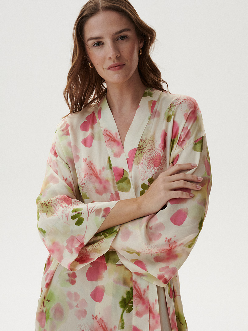 Szlafrok kimono z wiskozy z motywem kwiatowym PREMIUM  zdjęcie 2