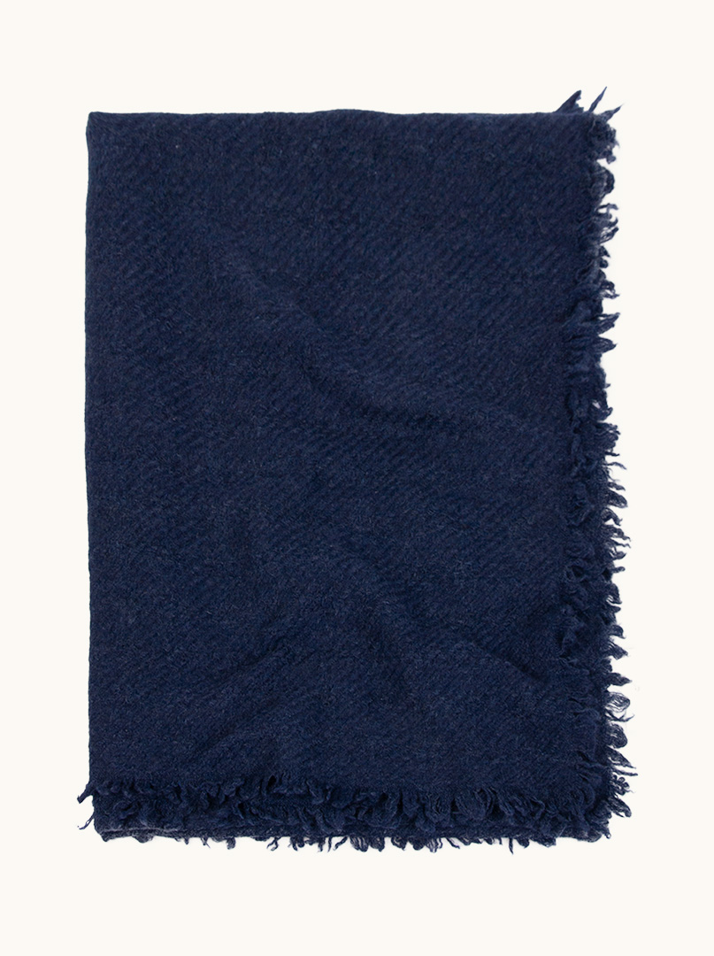 Szal kaszmirowy ciepły z frędzlami granatowy 70cm x 220cm PREMIUM zdjęcie 4