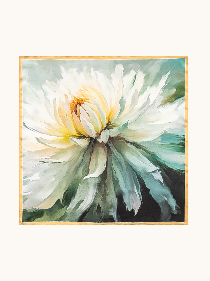  Apaszka jedwabna z motywem kwiatowym w odcieniach zieleni  68cm x 68 cm zdjęcie 2