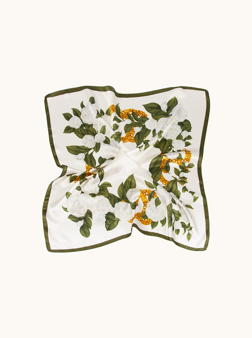 Mała apaszka jedwabna damska gawroszka w kwiaty  53cm x 53cm zdjęcie 4