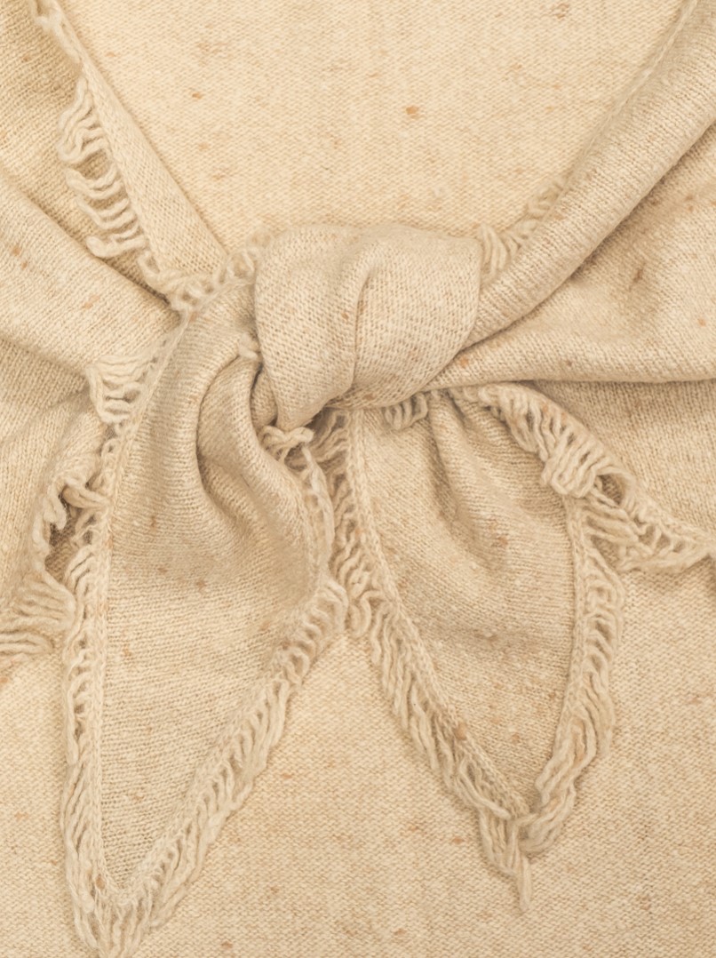 Chusta wełniana z frędzlami BEATRICE PREMIUM  zdjęcie 2