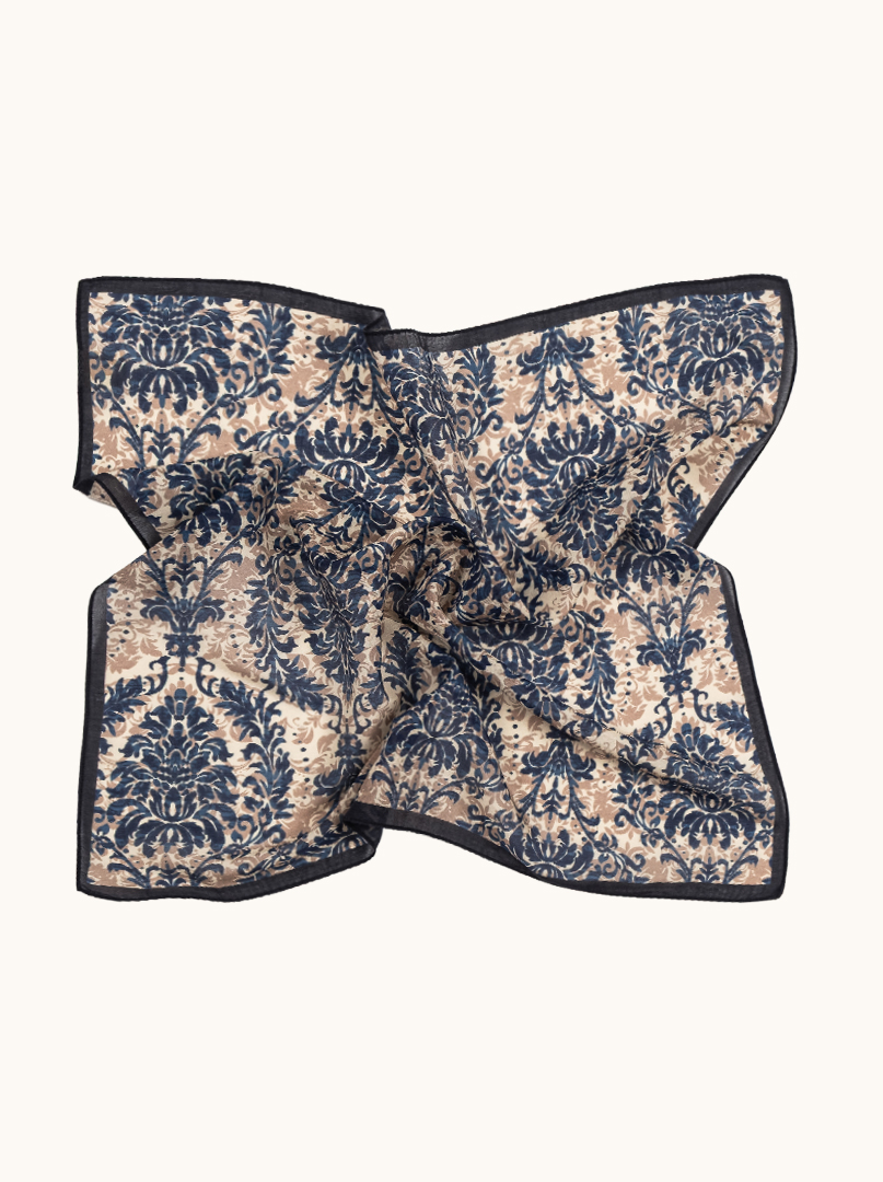 Mała apaszka bawełna z jedwabiem morwowym ornamenty 53cm x53cm zdjęcie 3