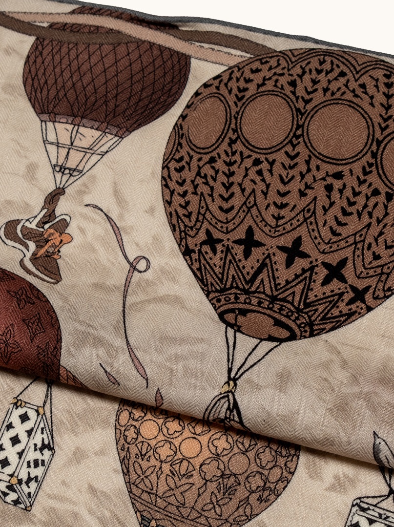 Elegancka duża apaszka wełna z jedwabiem w balony 90cm x 90 cm zdjęcie 4