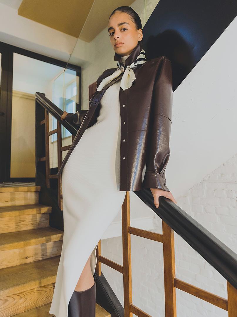 Apaszka jedwabna ALBA 70x70 cm PREMIUM zdjęcie 1