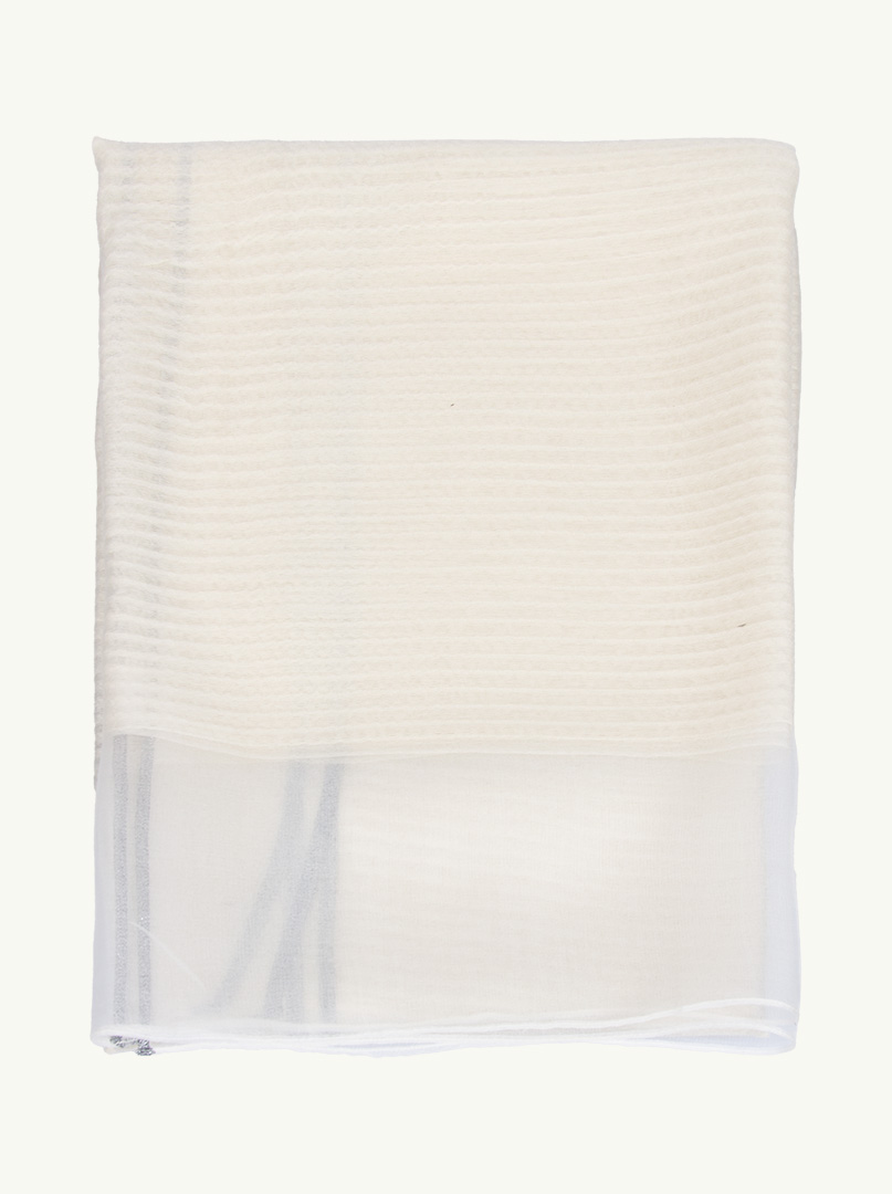 Elegancki szal wieczorowy ecru ze srebrnym obszyciem 72 cm x 200 cm zdjęcie 4