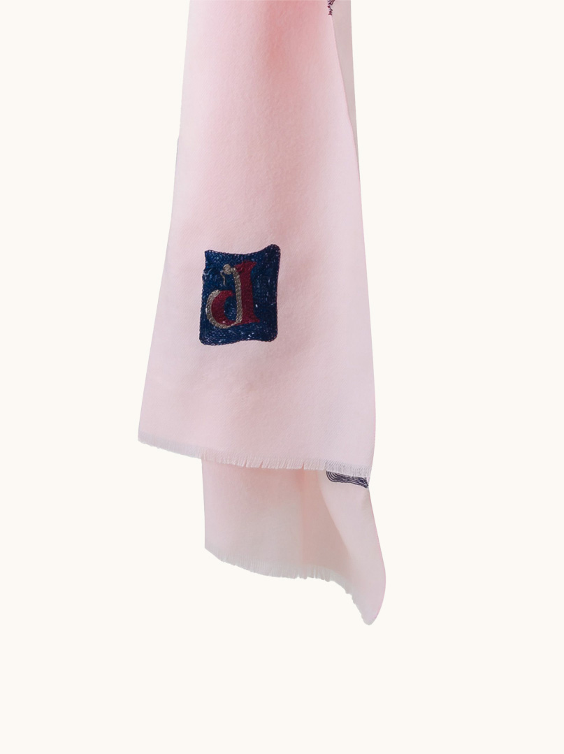 Szal ciepły różowy z motywem haftowanych liter 70 cm x 190 cm - Allora zdjęcie 3