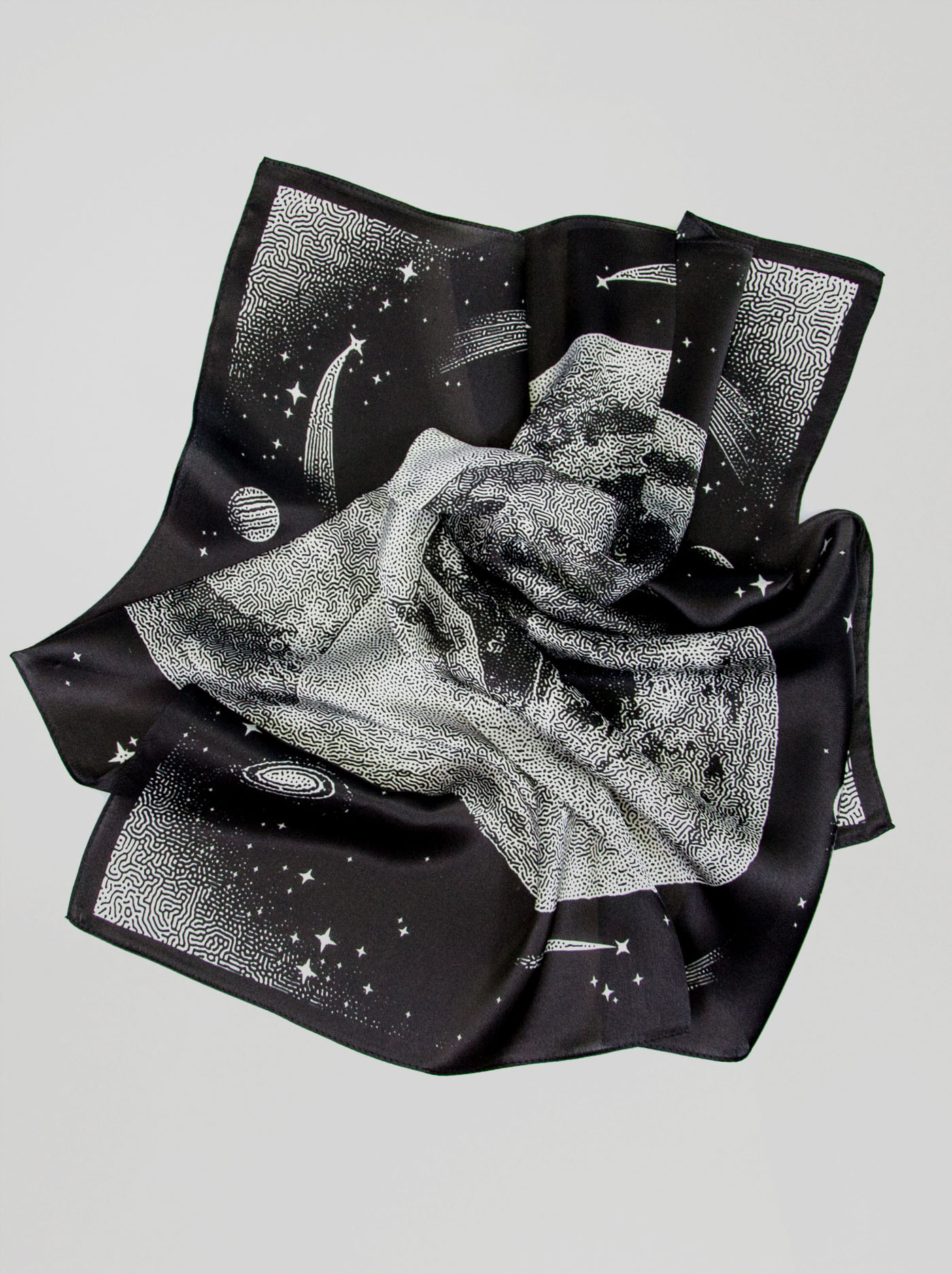 Apaszka z jedwabiu  106 cm x 106 cm z motywem kosmosu zdjęcie 2