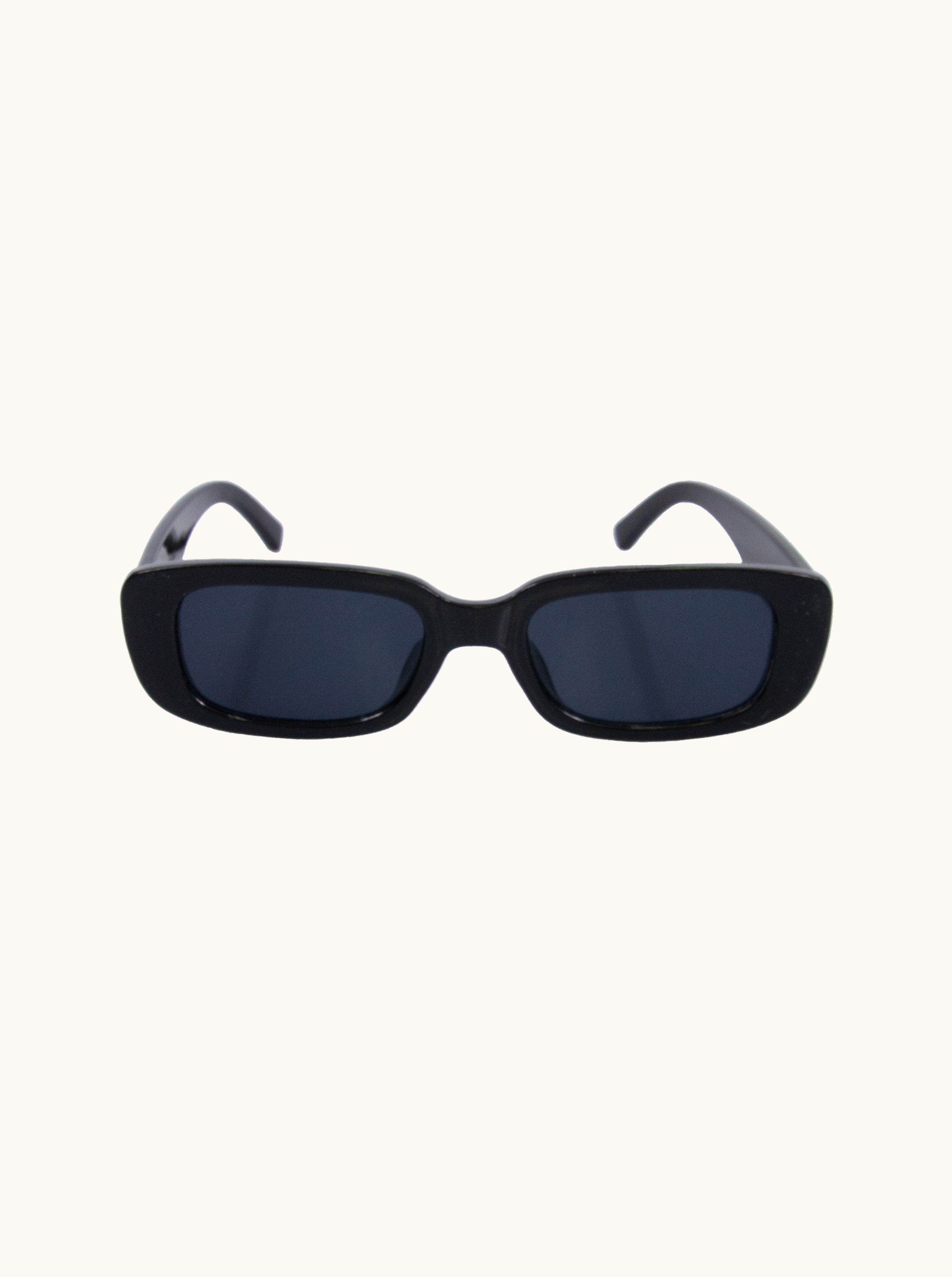 Prostokątne czarne okulary przeciwsłoneczne - Brylove zdjęcie 1