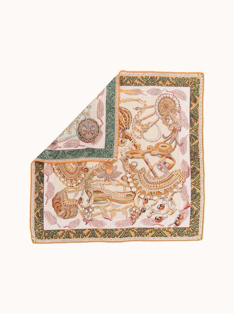 Apaszka średnia dwustronna z jedwabiu i wełny wielobarwna  z rysunkiem biżuterii zdjęcie 1