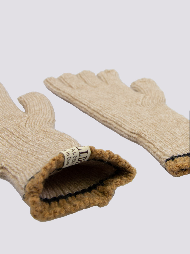 Krótkie rękawiczki grube dzianinowe beżowe z brązową końcówką zdjęcie 4