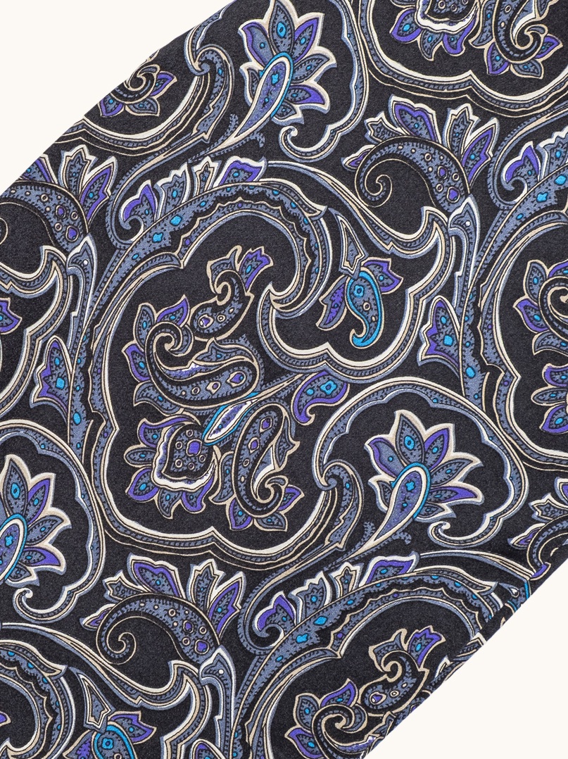 Jedwabny fular czarny w odcieniach granatu w geometryczny wzór 17 x 130 cm zdjęcie 3