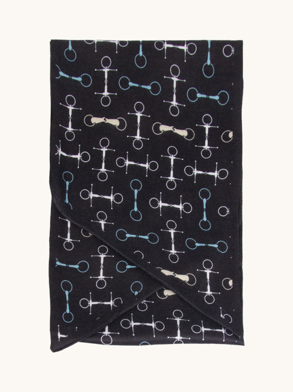 Subtle equestrian-inspired shawl with a touch of class 20 cm x 155 cm