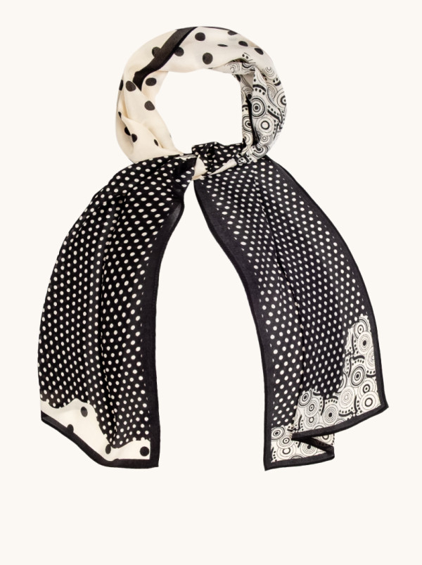 Czarnobiały szal jedwabny w grochy i geometryczne wzory 35 cm x 150 cm