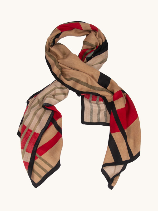 Elegancki beżowy  szal z klasyczną kratą  67 cm x 180 cm