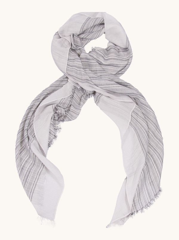 Lekki szal z wiskozy  w biało-szare paski 100 cm x 200 cm