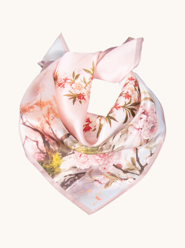 Mała apaszka jedwabna gawroszka różowa w kwiaty  53cm x53cm