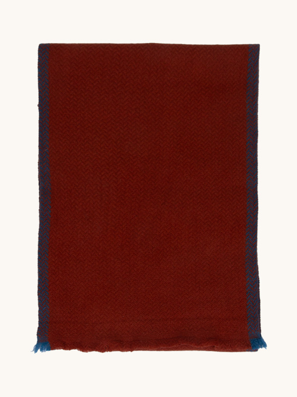 Szal kaszmirowy czerwień ceglana z niebieskim wykończeniem 30 cm x 180 cm PREMIUM