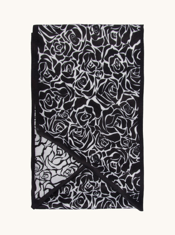 Subtle double-sided shawl in monochrome roses 20 cm x 155 cm