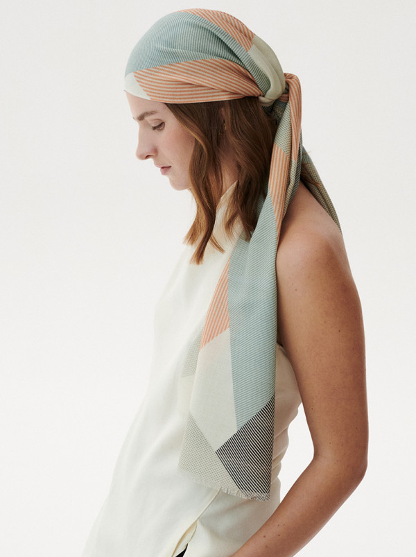 Szal 100% wełna geometryczny minimalizm 95 cm x 210 cm PREMIUM