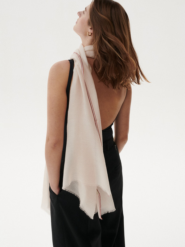 Delikatny ekskluzywny kaszmirowy szal PREMIUM