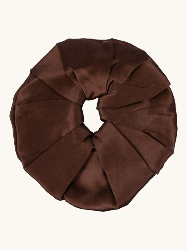 Gumka jedwabna typu scrunchie brązowa