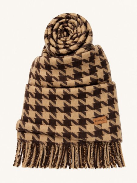Warm brown viscose scarf with a houndstooth pattern, 70x180 cm