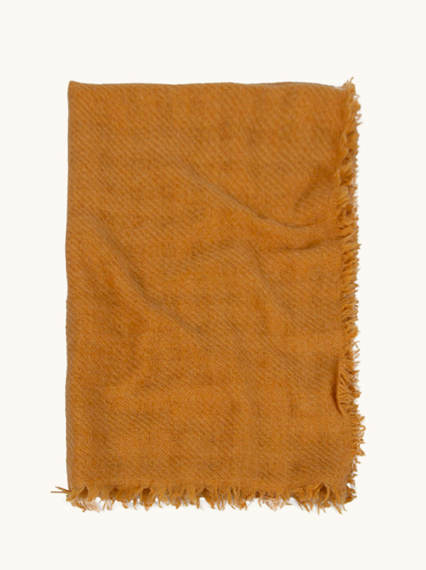 Szal kaszmirowy ciepły z frędzlami w odcieniu miodowym 70cm x 220cm PREMIUM