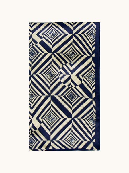 Silk scarf with a geometric pattern, 16x145 cm
