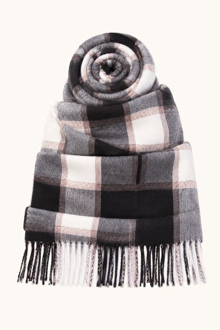 Warm, cream-colored viscose scarf with a checkered pattern and tassels, 65x180 cm