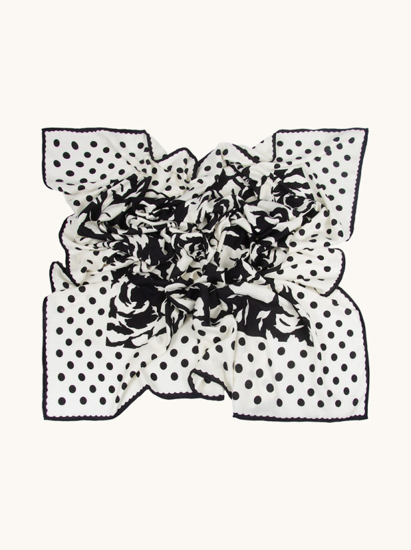 Chusta z jedwabiu i wełny z motywem róż  90 cm x 90  cm PREMIUM