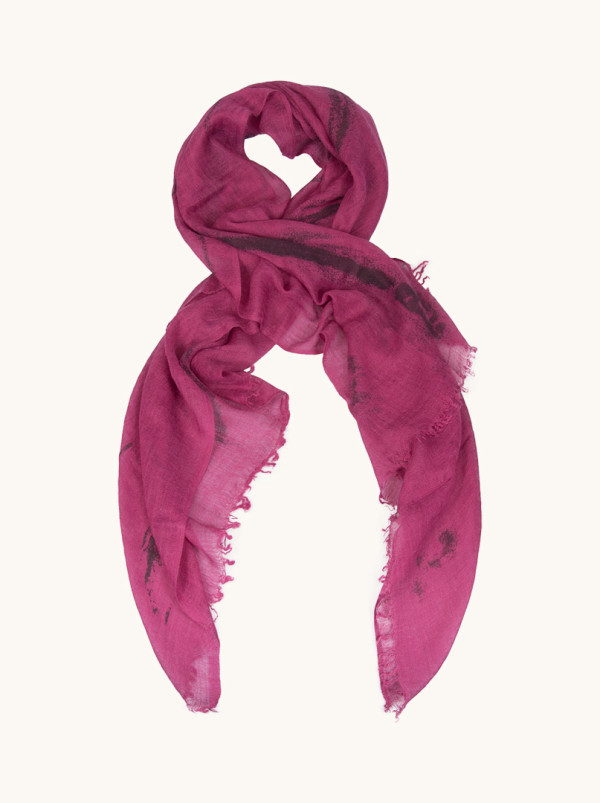 Shaded shawl in fuchsia color 100 cm x 210 cm