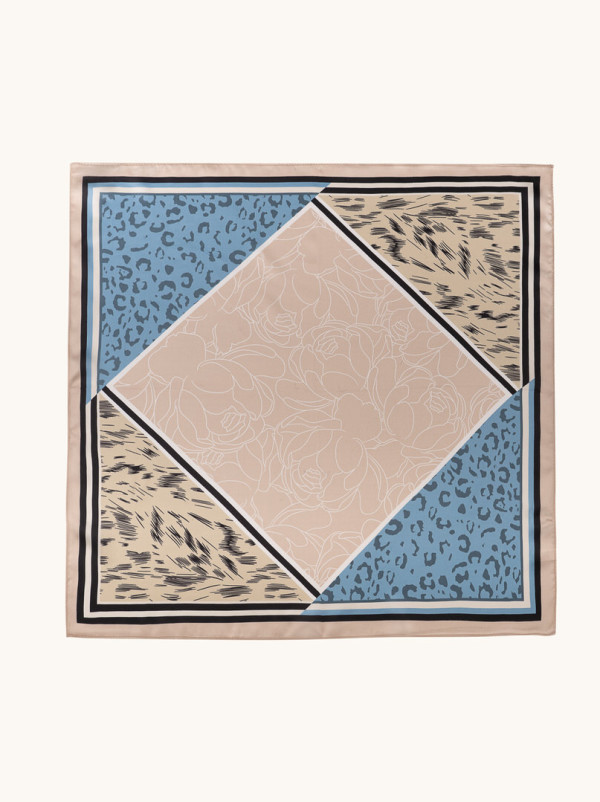 Apaszka jedwabna beżowo-niebieska z motywem zwierzęcym i kwiatowym 53x53 cm