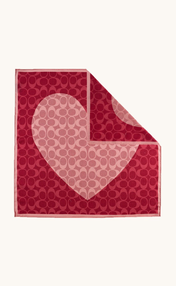 Apaszka wełna z jedwabiem z dużym sercem 65x65 cm