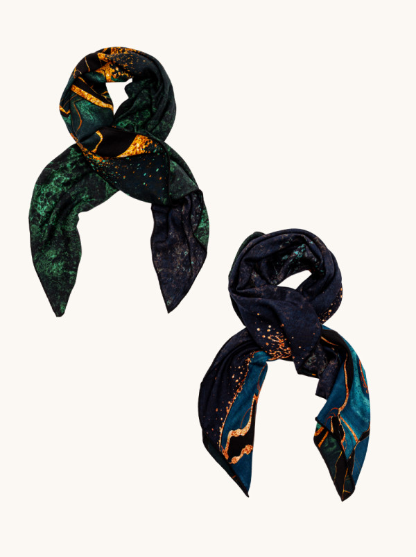 Chusta wełna z jedwabiem dwustronna z efektem mineralnych struktur 105cm x105cm