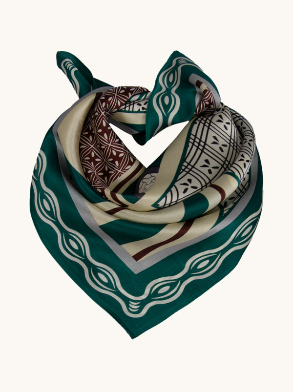 Silk gavroche with geometric pattern on green background 53 cm x 53 cm