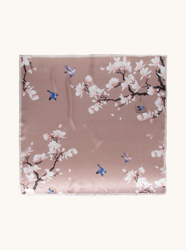 Duża apaszka jedwabna Wolność wśród magnolii 90cm x 90cm