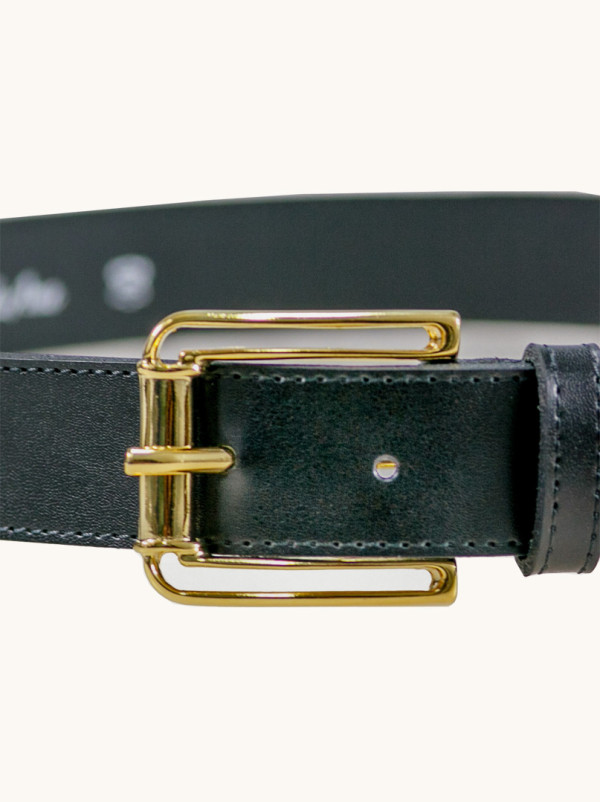 Leather belt