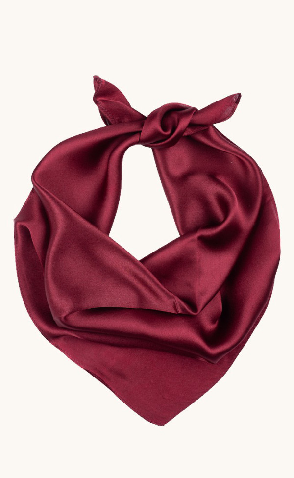 Apaszka jedwabna gładka w kolorze burgundowym 53x53 cm