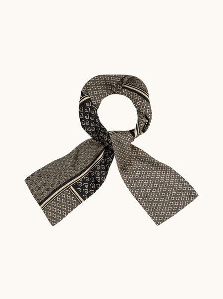 Szal jedwabny w geometryczne wzory 16x145 cm