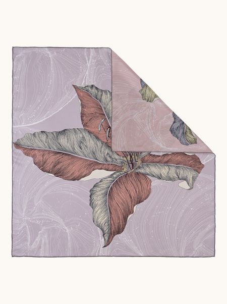 Apaszka jedwabna dwustronna z kwiatem 65x65 cm