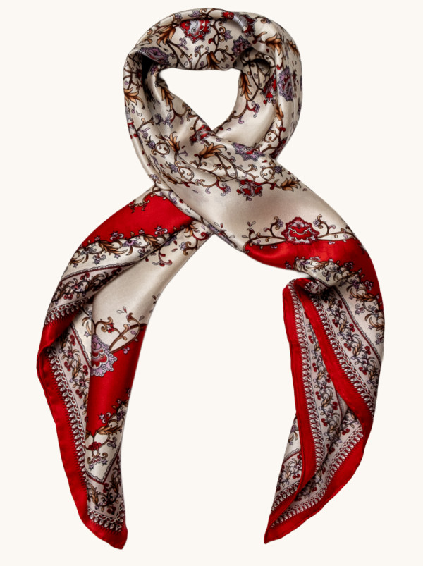 Duża apaszka jedwabna z orientalnym wzorem 90cm x 90 cm