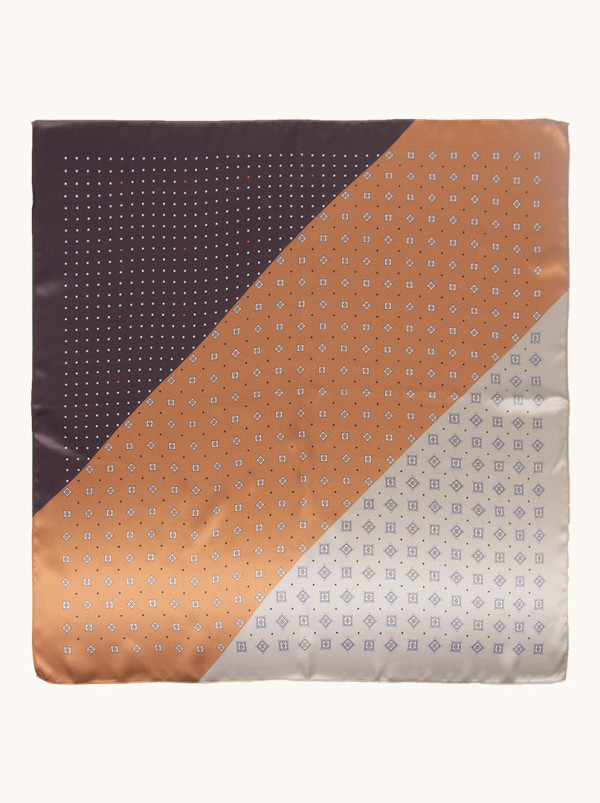 Apaszka jedwabna beżowa we wzory 70x70 cm