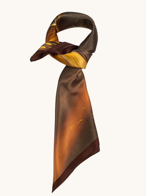 Apaszka jedwabna brązowa poetycki pejzaż 68x68 cm 