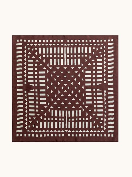 Geometric silk scarf in burgundy 65x65 cm
