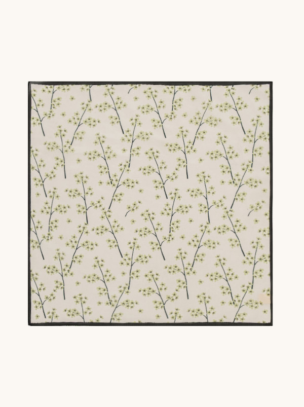 Apaszka bawełna z jedwabiem morwowym w kwiaty 53x53 cm