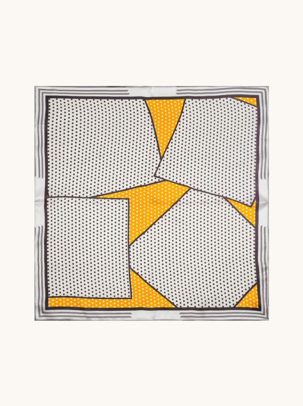 Apaszka jedwabna biała w geometryczne kropeczki 53x53 cm